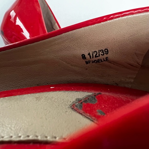 B Brian Atwood Vibrant Red Patent Heels - Picture 5 of 5